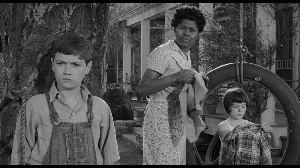 Кадр экранизации романа «Убить пересмешника» (1962)