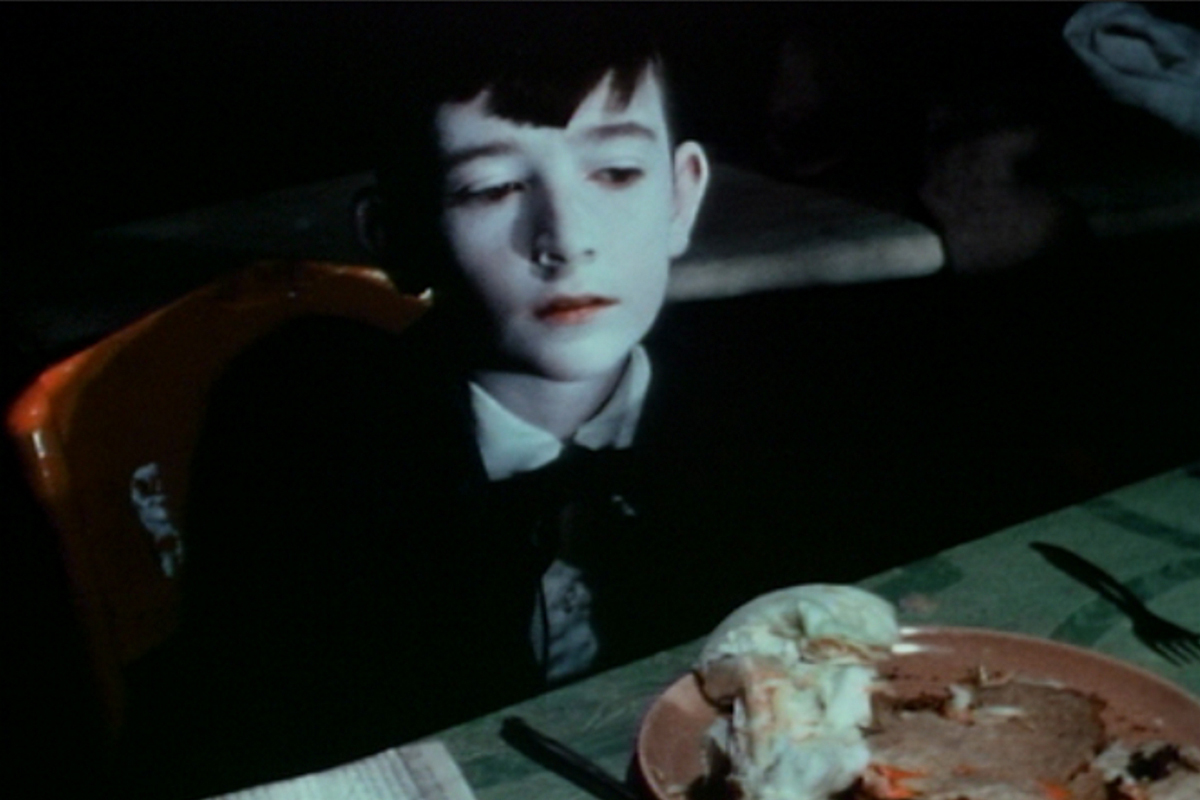 Музыка к фильму «Бабушка» была предоставлена местной группой Tractor
Источник: The Grandmother