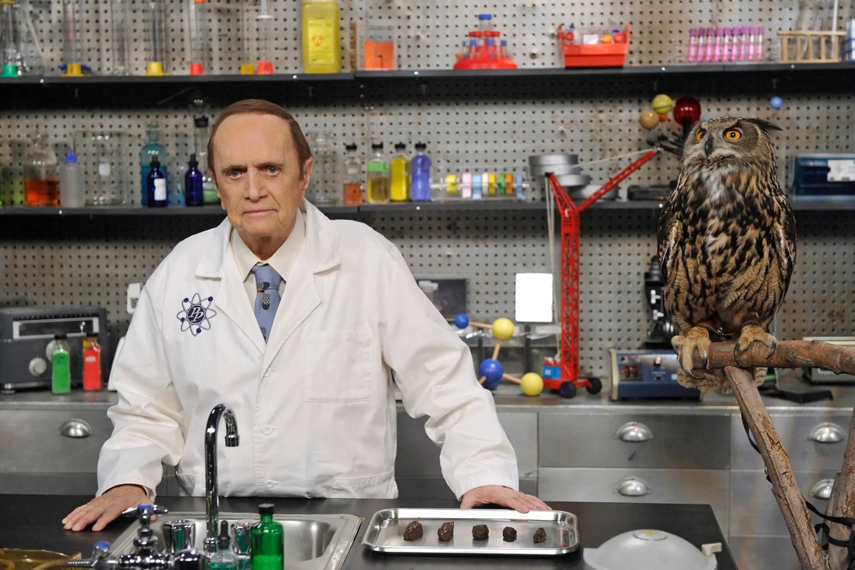 Боб Ньюхарт на кадре из сериала «Теория большого взрыва»