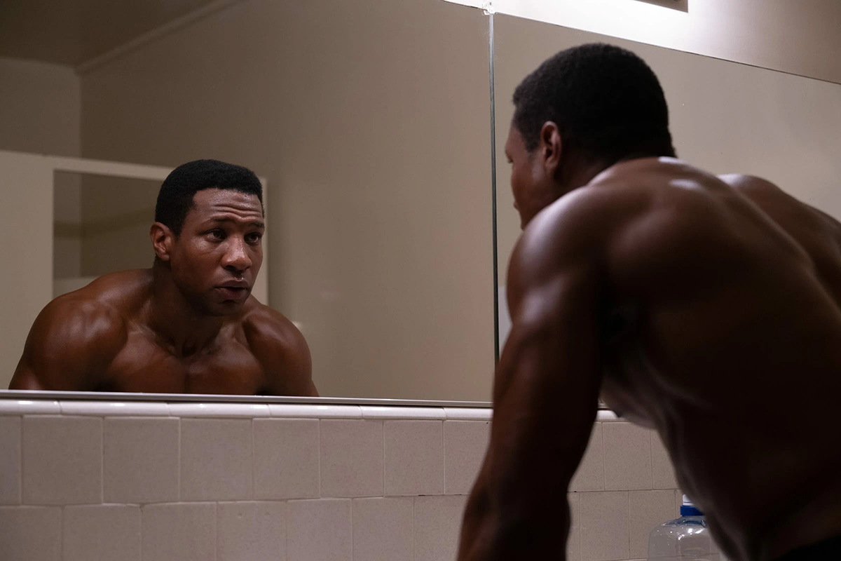 Рецензия на фильм «Жажда славы» с Джонатаном Мейджорсом: Страдания без успеха в духе «Таксиста» - фото 2