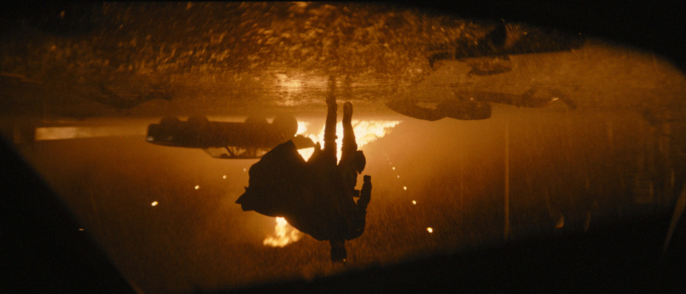 Рецензия на «Бэтмена» Ривза: спорная попытка показать нового Брюса Уэйна и неонуарный Готэм - изображение 3 Рецензия на «Бэтмена» Ривза: спорная попытка показать нового Брюса Уэйна и неонуарный Готэм - фото 3