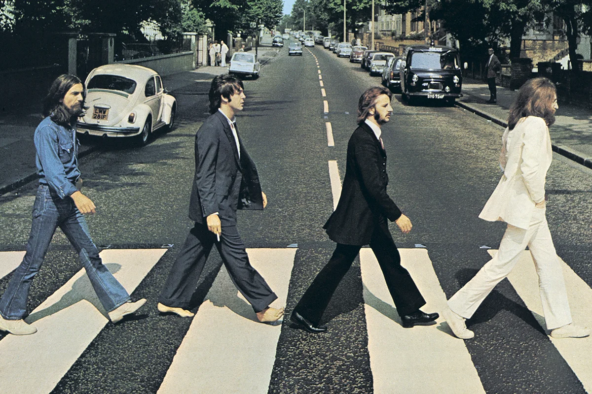 Легендарное фото музыкальной группы Beatles

Источник: Getty Images