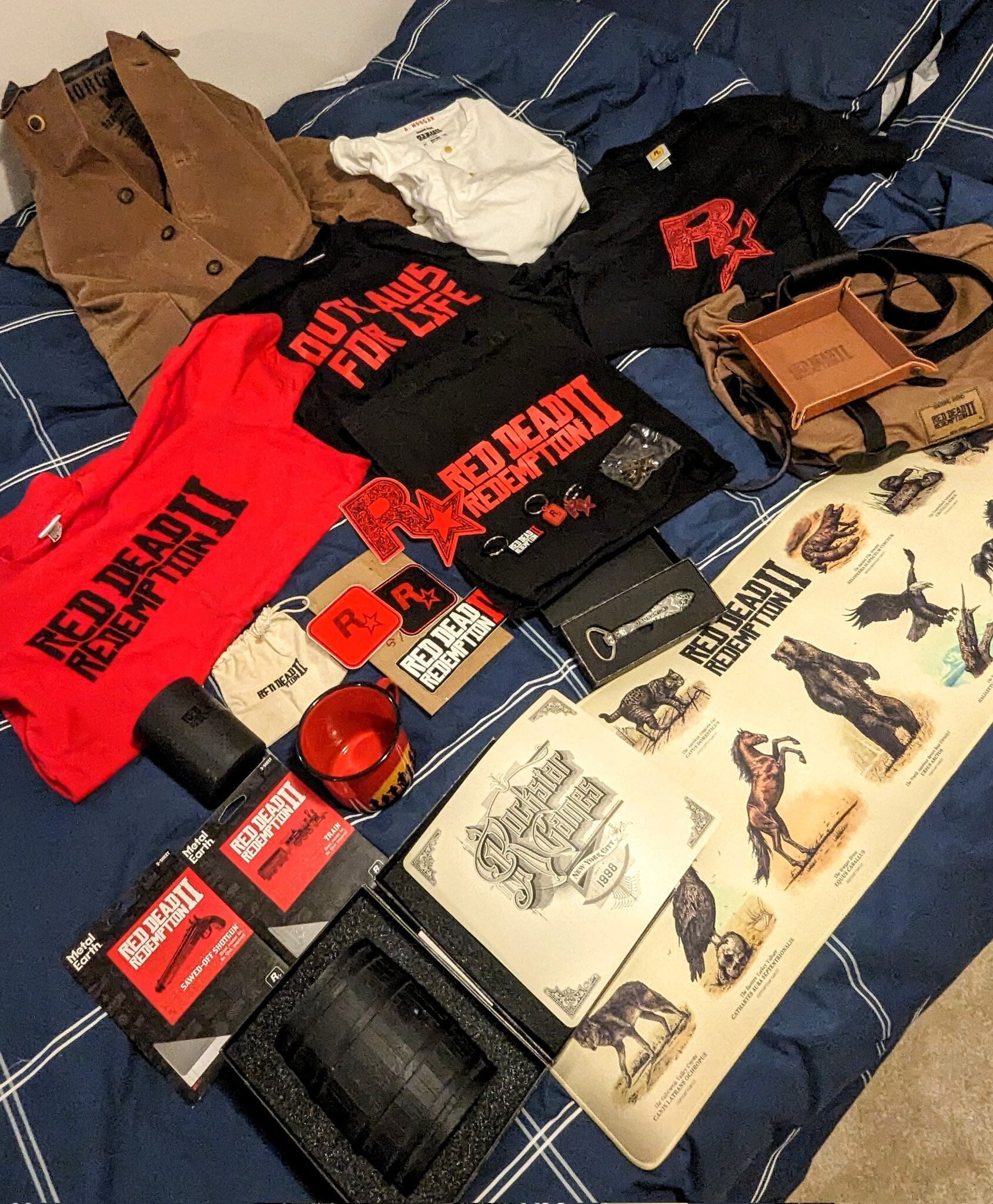 Наигравший 6 тысяч часов в Red Dead Online фанат получил коробку с подарками от Rockstar - фото 1
