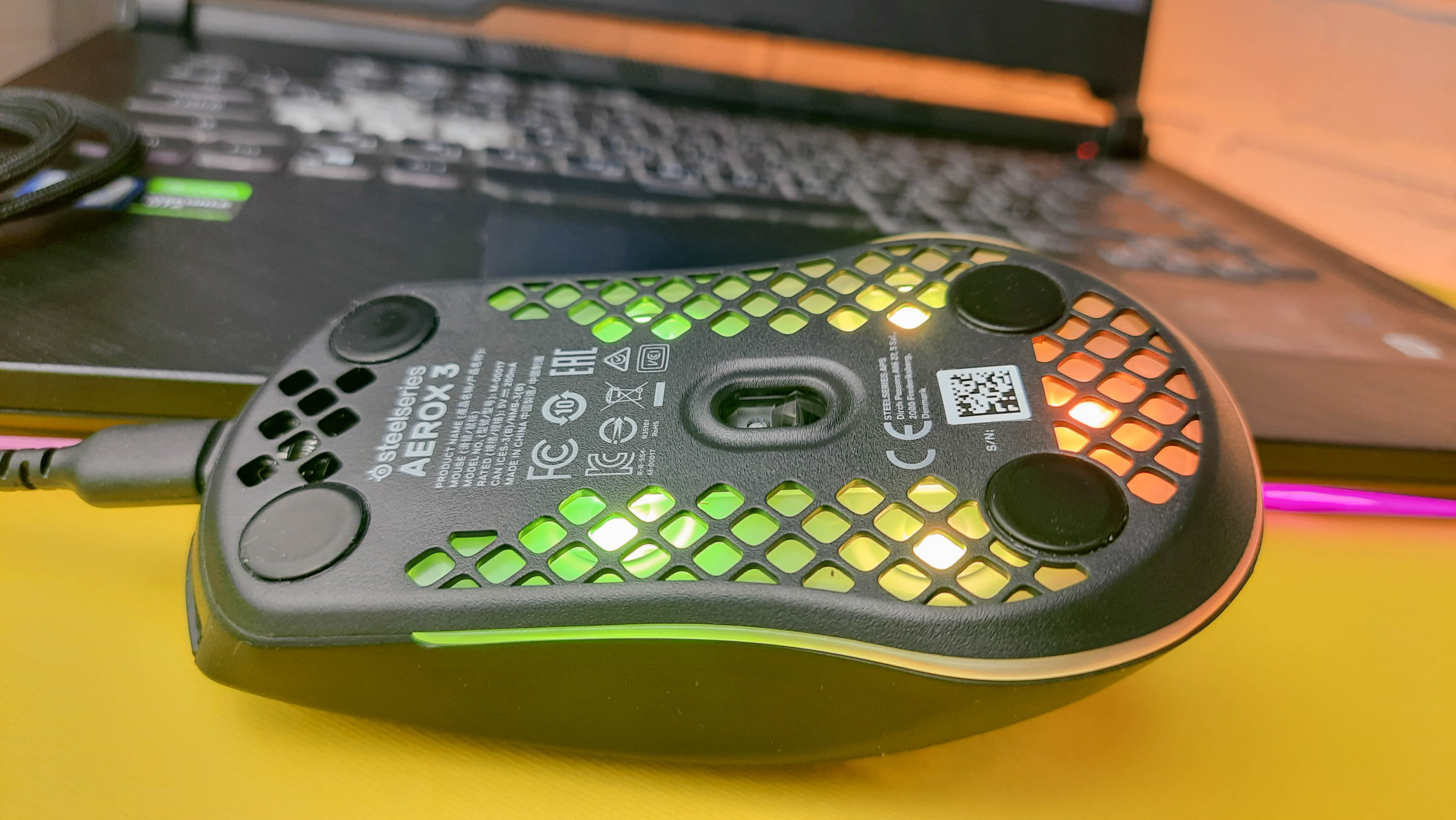 Обзор Steelseries Aerox 3: «дырявая» игровая мышка для шутеров и МОВА - фото 8