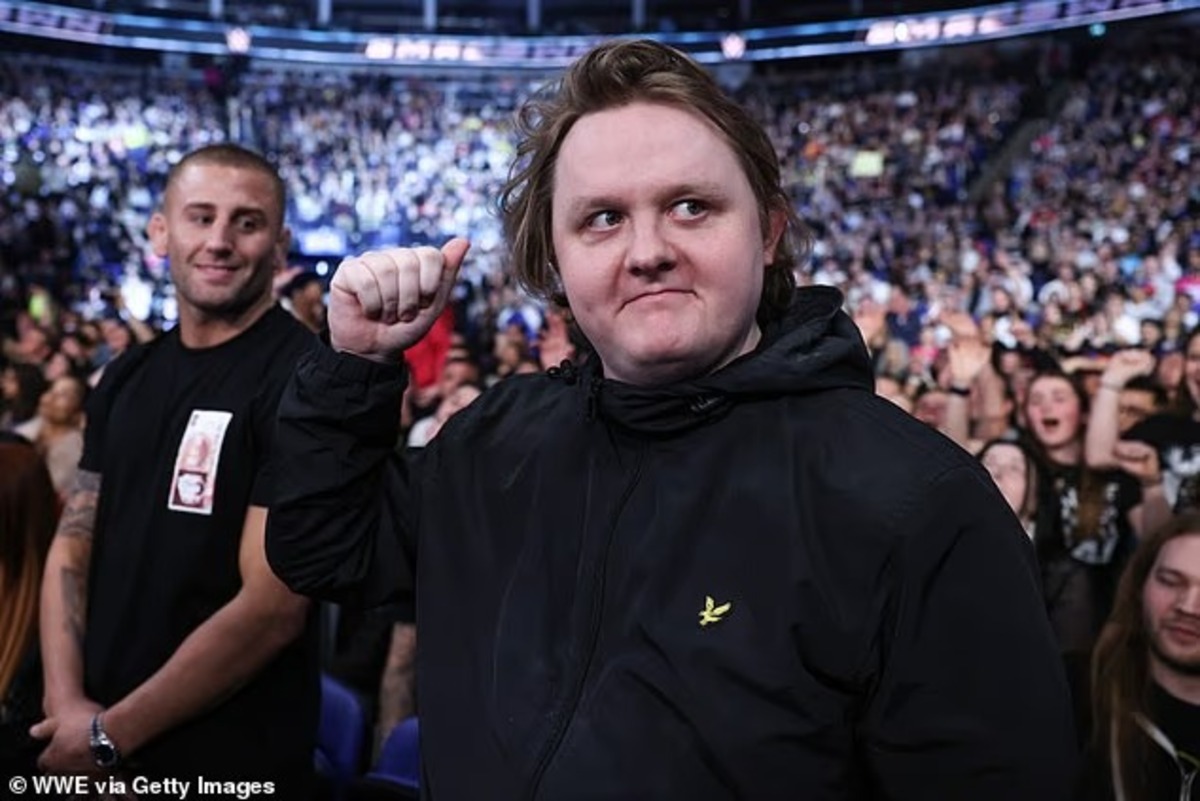 Льюис Капальди возвращается с новым синглом и выступлением спустя два года после перерыва - фото 2