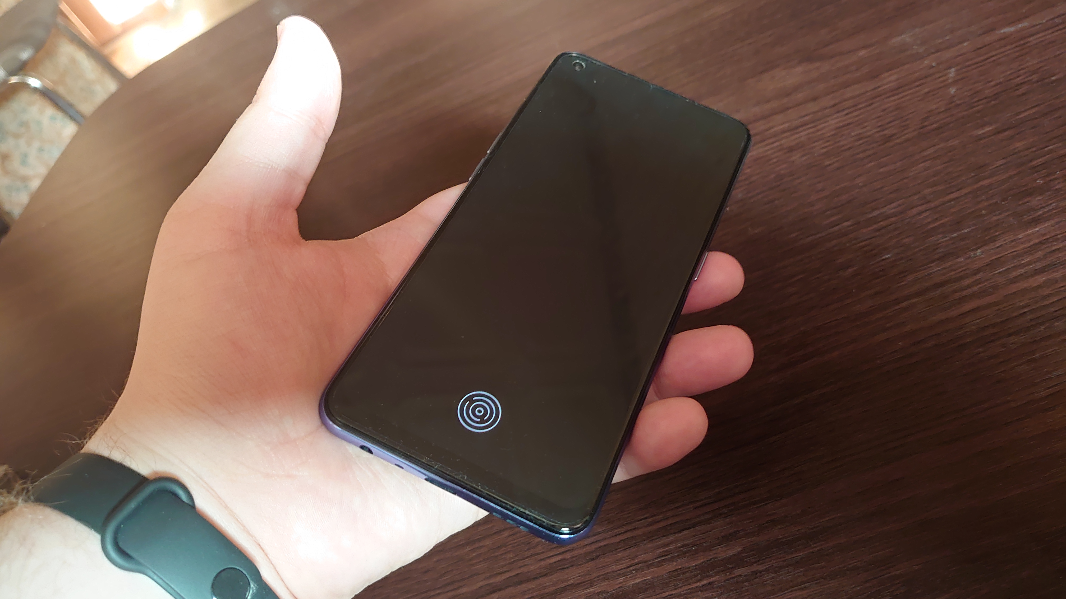 Обзор Oppo A74: подходит ли для игр и работы среднебюджетный смартфон с NFC - фото 6