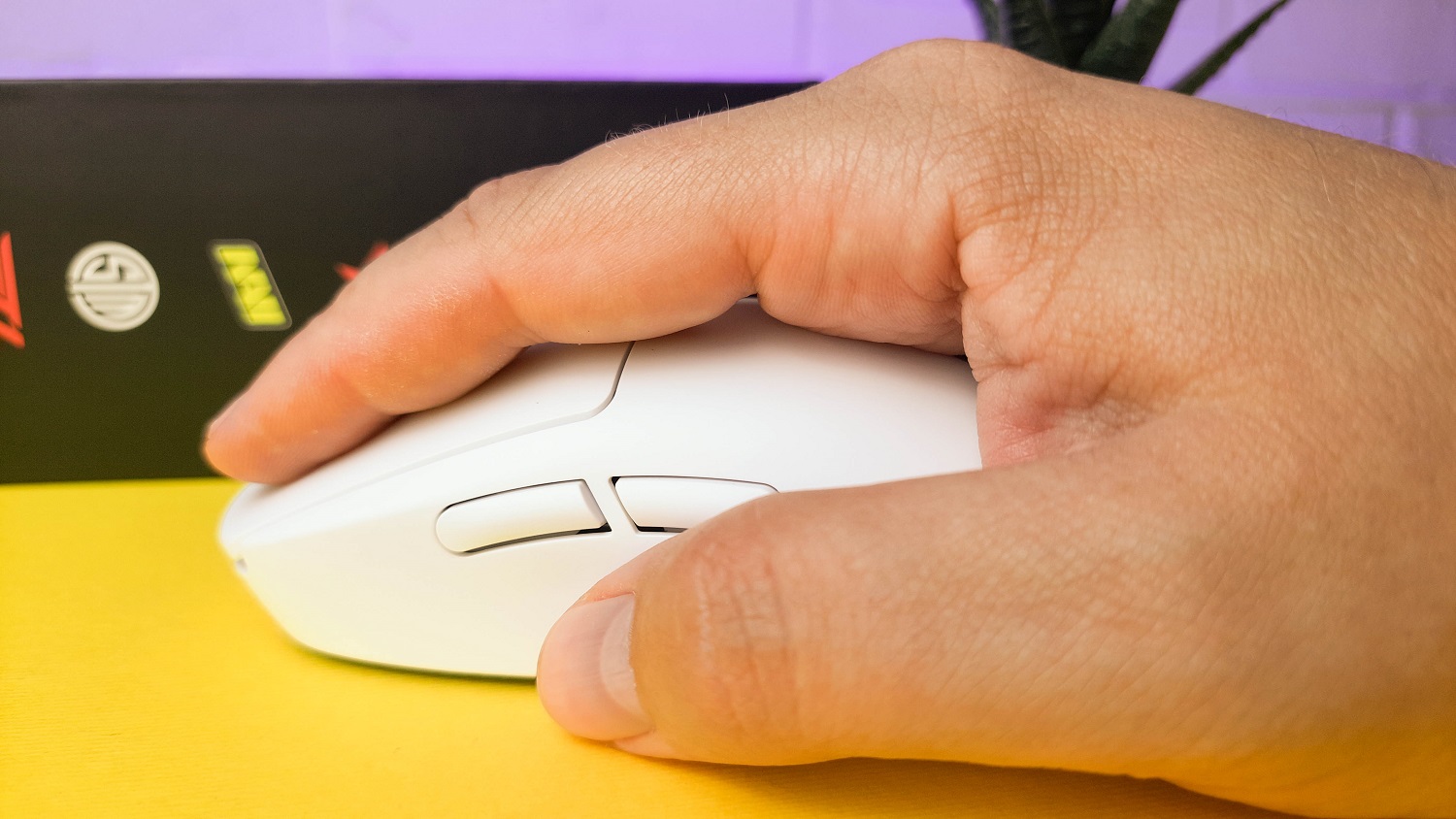 Обзор Logitech G Pro X Superlight: что может дорогая ультралегкая игровая мышка - изображение 9 Обзор Logitech G Pro X Superlight: что может дорогая ультралегкая игровая мышка - фото 9