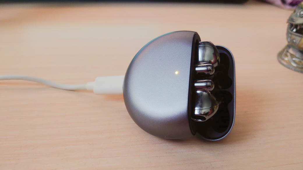 Обзор Huawei FreeBuds 4: как звучат новые премиальные TWS-вкладыши - изображение 7 Обзор Huawei FreeBuds 4: как звучат новые премиальные TWS-вкладыши - фото 7