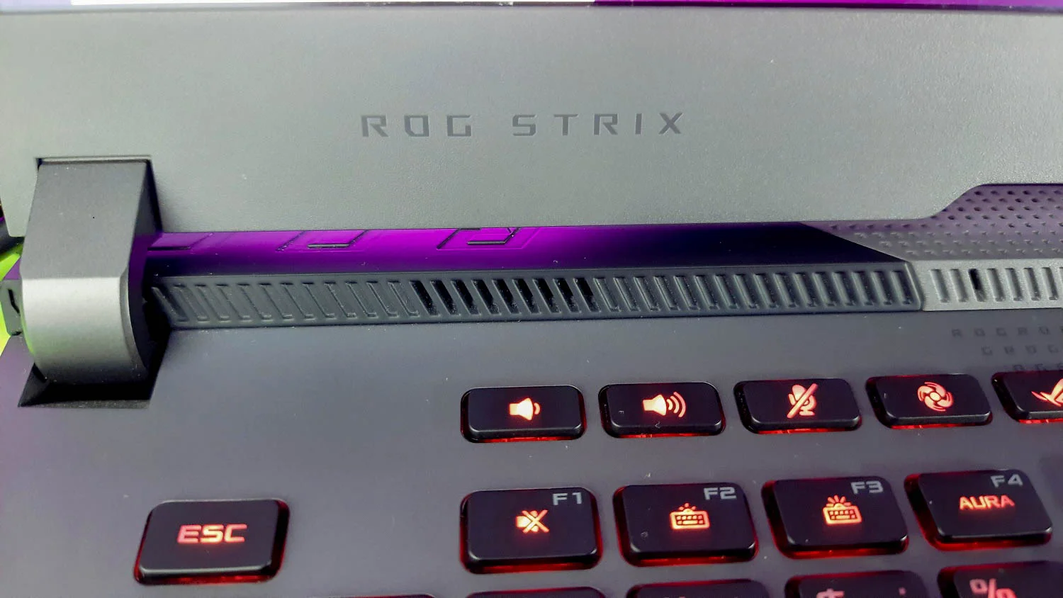 Обзор Asus ROG Strix G15 G513QR: что может игровой ноутбук с видеокартой GeForce RTX 3070 - фото 3