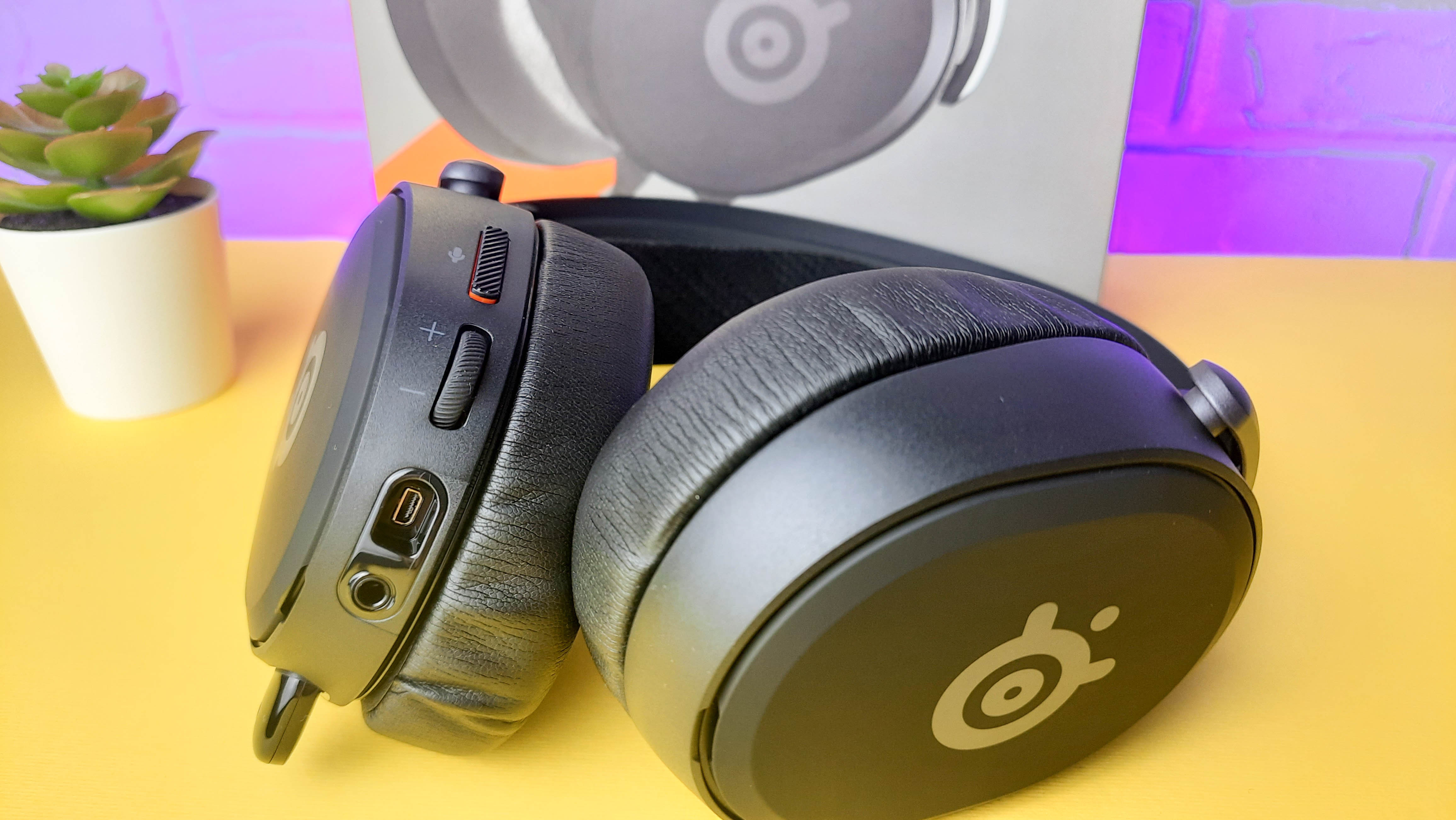 Обзор SteelSeries Arctis Prime: аскетичная игровая гарнитура для шутеров и киберспорта - фото 6