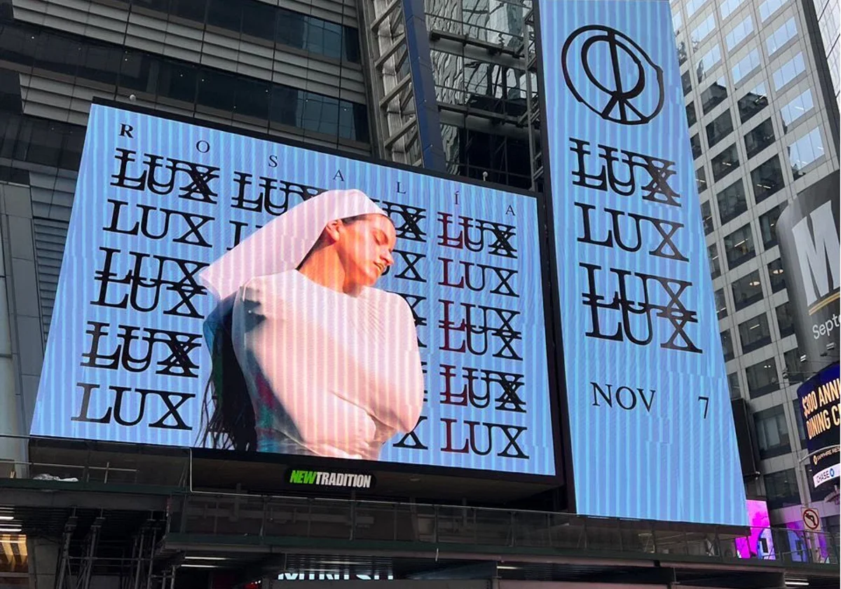 Анонс альбома на Таймс-Сквере