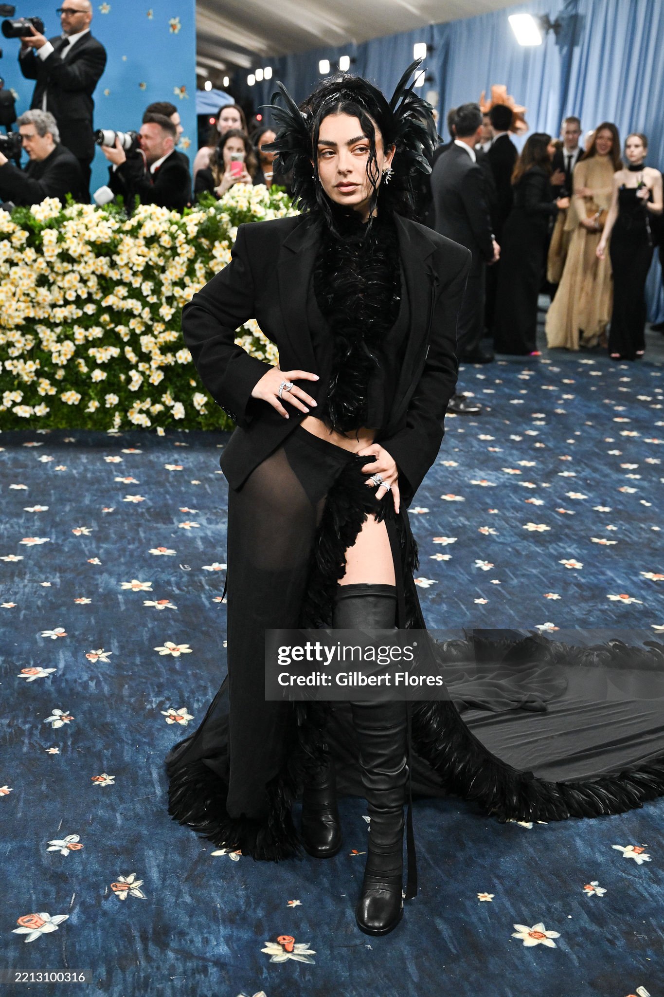 Met Gala 2025: кажется, самый слабый бал Института костюма - изображение 5 Met Gala 2025: кажется, самый слабый бал Института костюма - фото 5