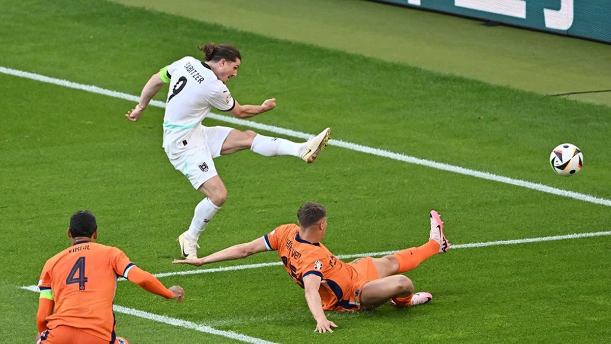 Гол Забитцера Нидерландам