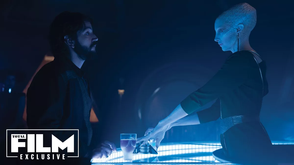 Total Film показал новый кадр сериала «Андор» по вселенной «Звёздных войн» - фото 1