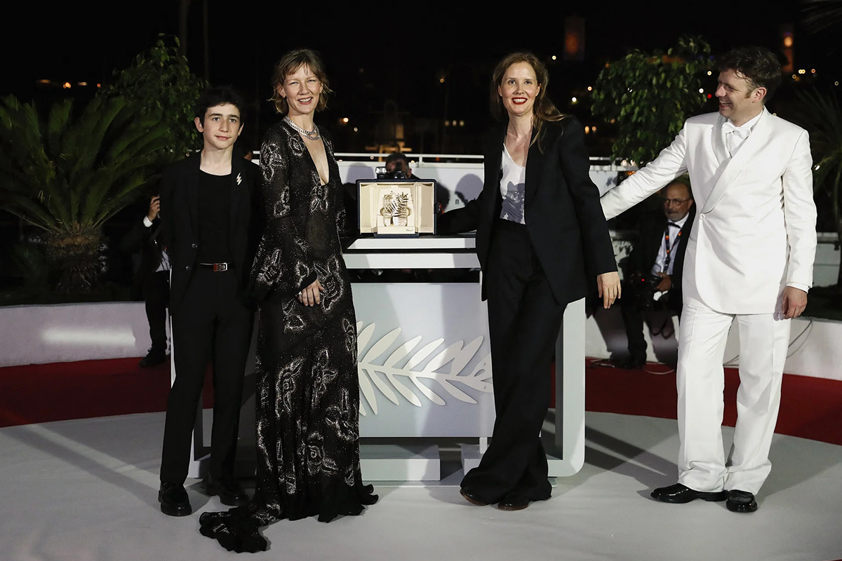 Премьера «Анатомии падения» состоялась в мае 2023 года на Каннском кинофестивале, где картина получила главный приз — «Золотую пальмовую ветвь»

Источник: «Про: взгляд»