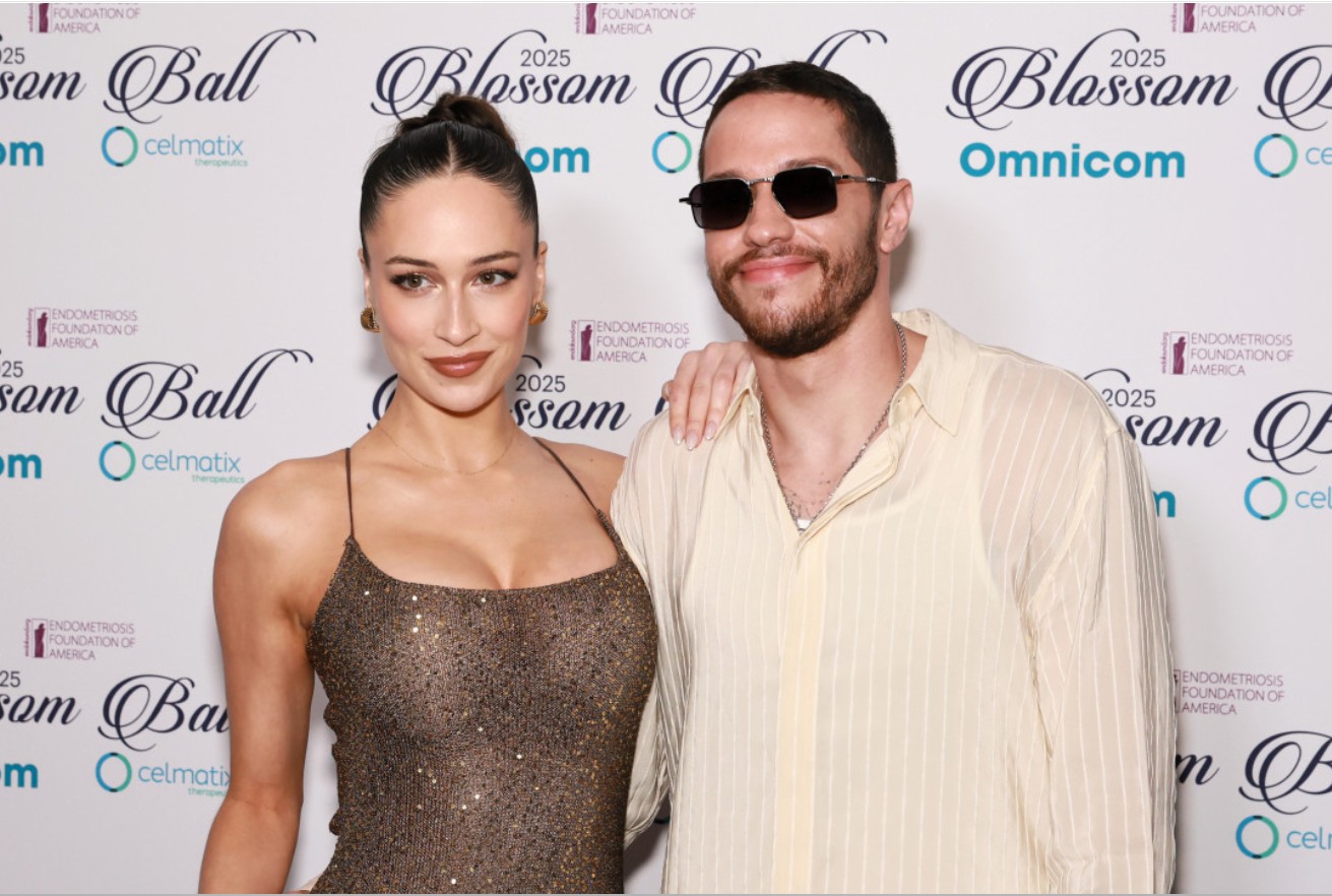 Пит Дэвидсон и Элси Хьюитт
Фото: Getty Images