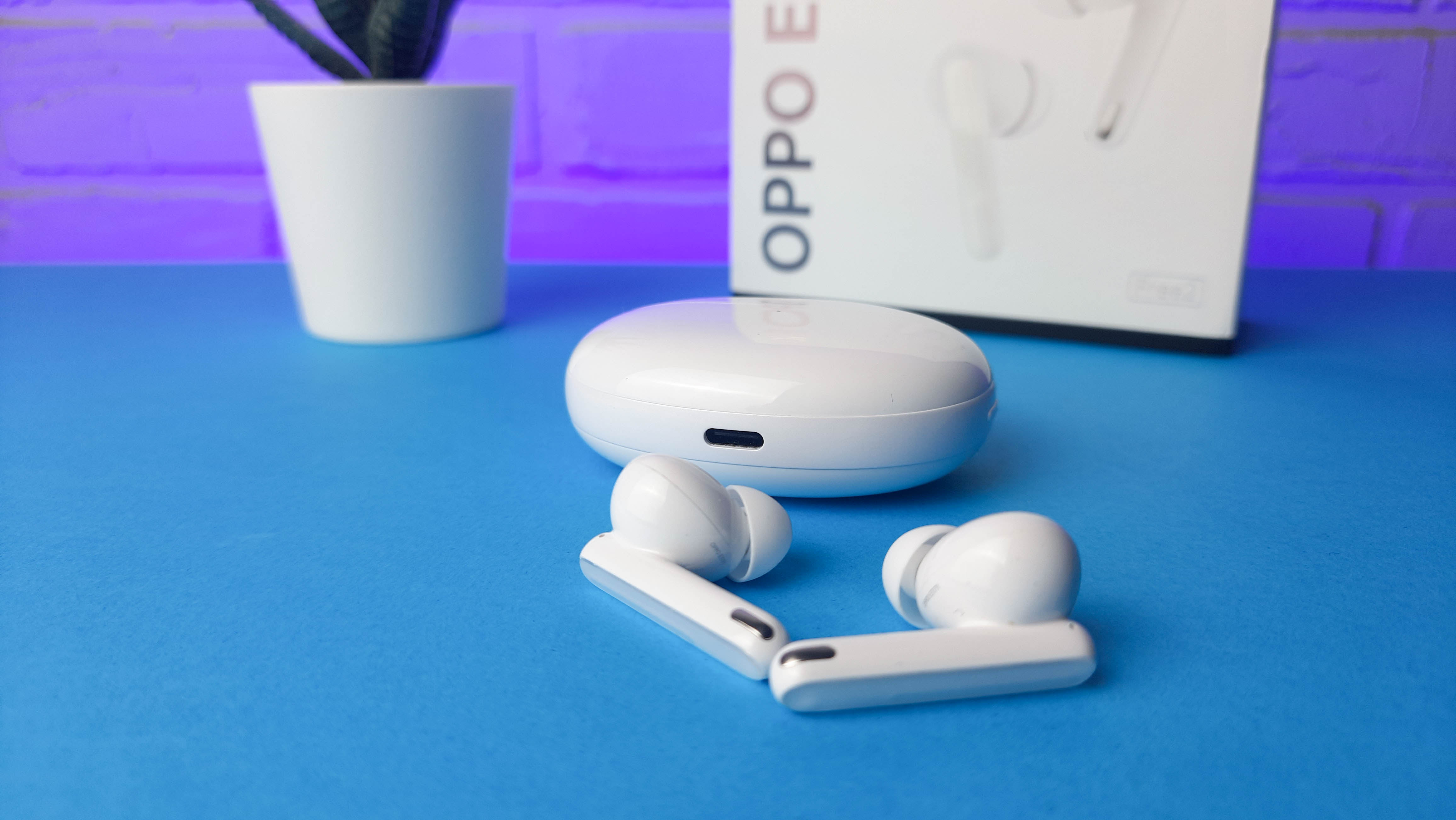 Обзор Oppo Enco Free 2: среднебюджетные TWS-наушники с персонализированным звучанием - изображение 7 Обзор Oppo Enco Free 2: среднебюджетные TWS-наушники с персонализированным звучанием - фото 7