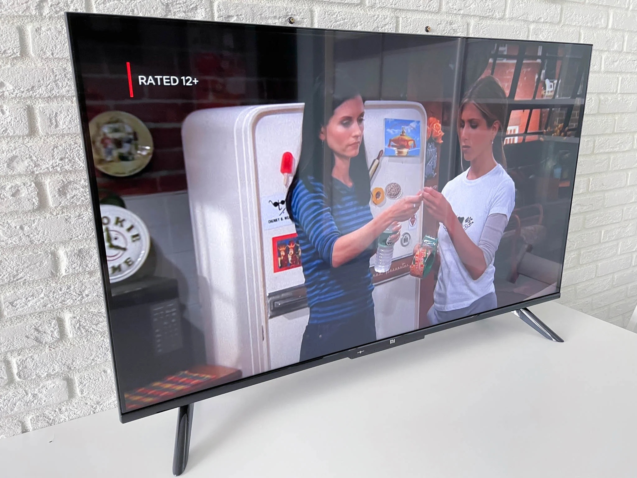 Обзор Xiaomi Mi TV P1: бюджетный 43-дюймовый 4К-телевизор для игр и кино - фото 1