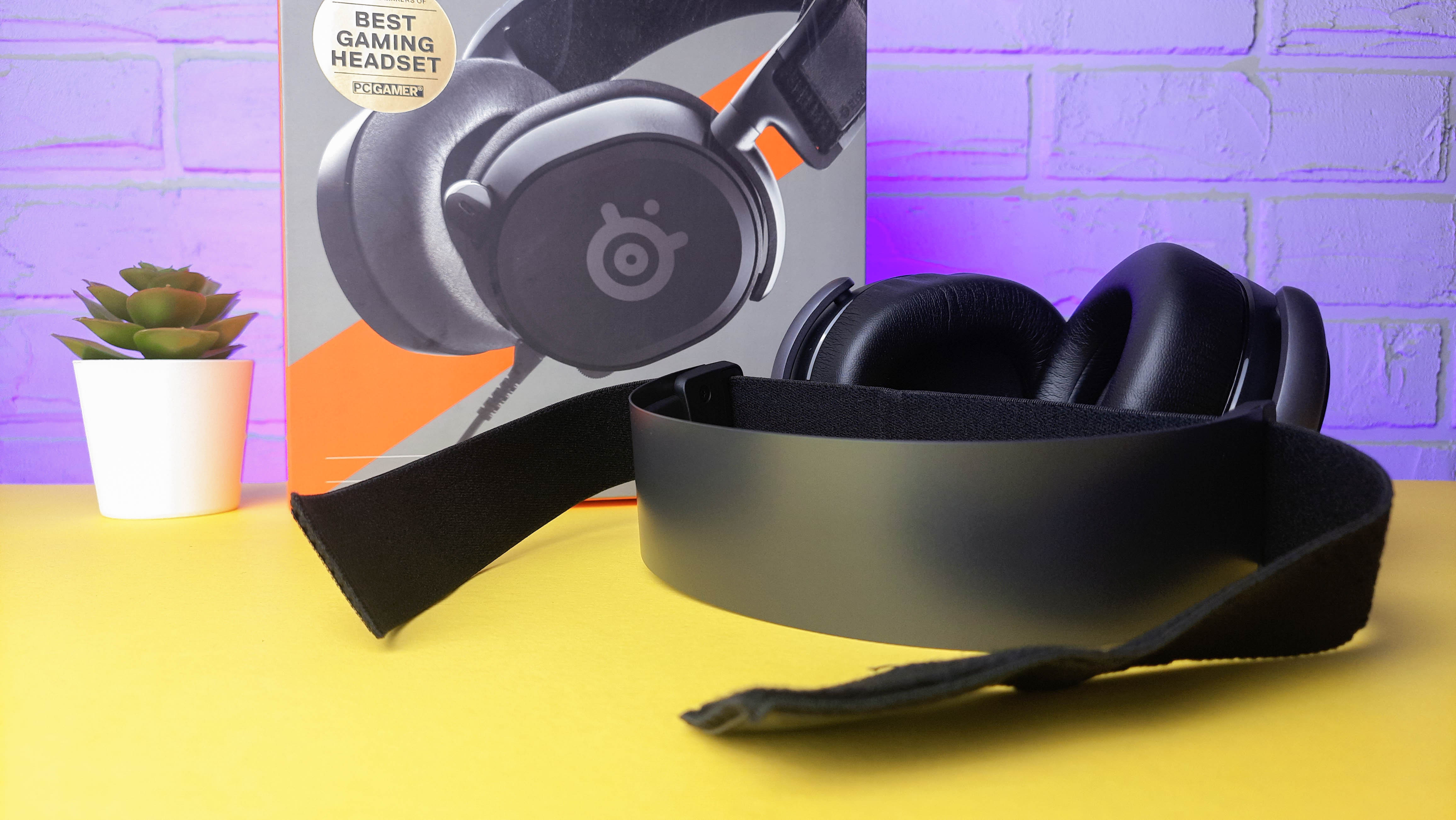 Обзор SteelSeries Arctis Prime: аскетичная игровая гарнитура для шутеров и киберспорта - фото 2