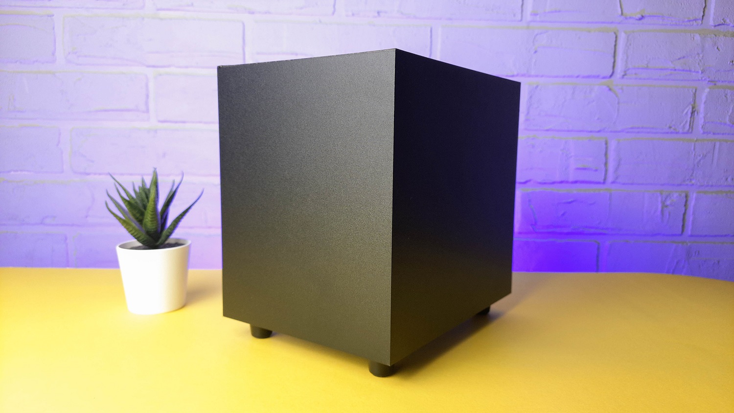 Обзор Creative Pebble Plus: бюджетная акустическая система для игр и кино - изображение 4 Обзор Creative Pebble Plus: бюджетная акустическая система для игр и кино - фото 4