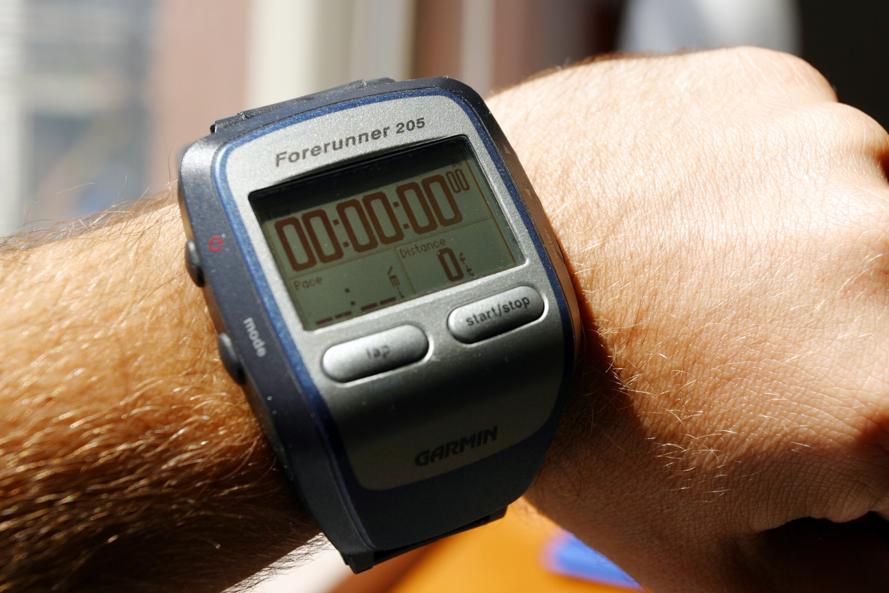 Фото: Wikipedia/Garmin Forerunner 205