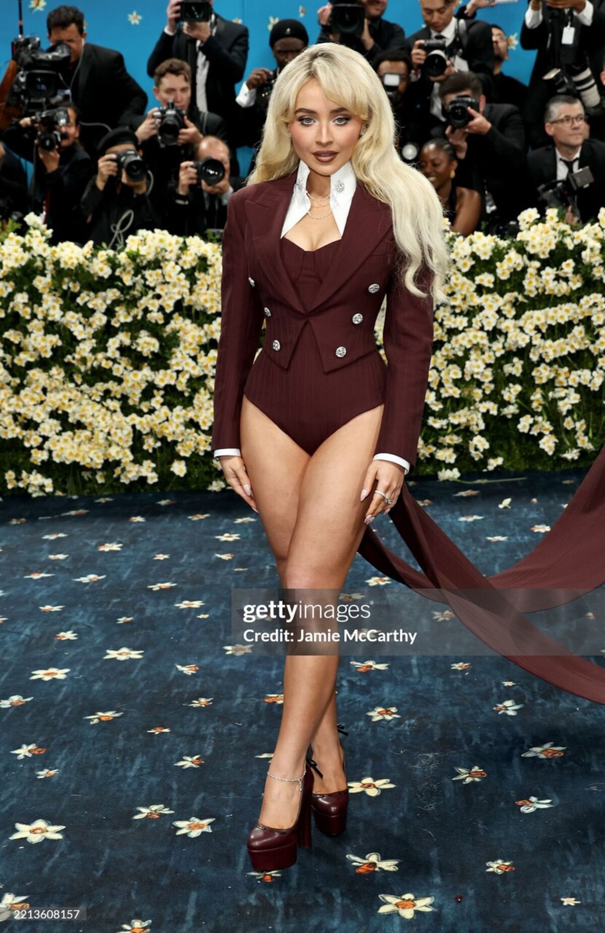 Met Gala 2025: кажется, самый слабый бал Института костюма - изображение 1 Met Gala 2025: кажется, самый слабый бал Института костюма - фото 1