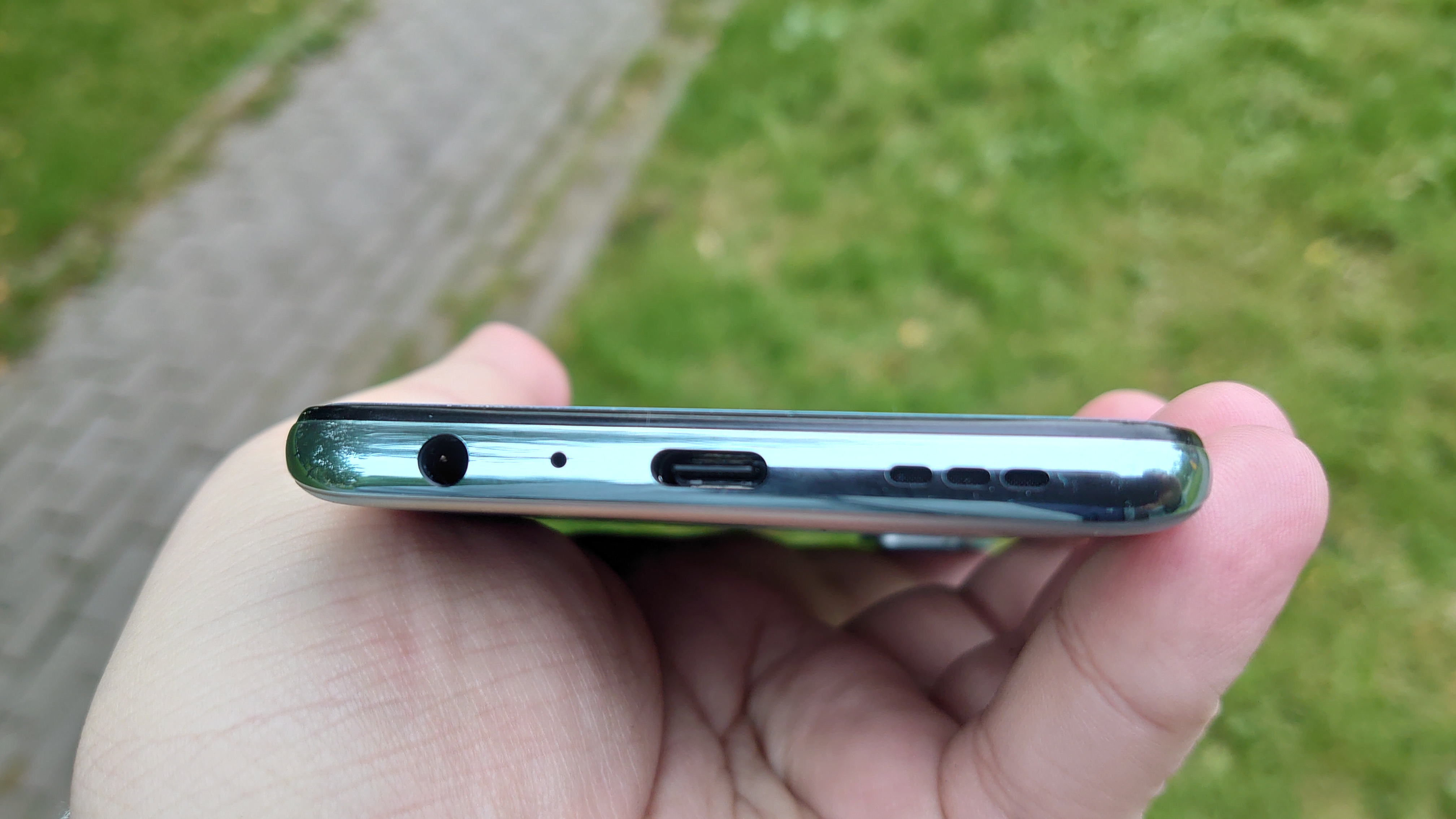 Обзор смартфона Oppo Reno 6: стоит ли его покупать - фото 5