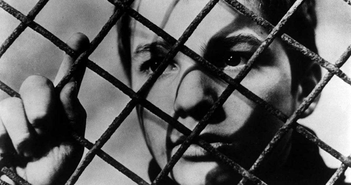 Первый американский блокбастер в прокате и возвращение «Солнцестояния»: что смотреть в кино в марте - изображение 1 Первый американский блокбастер в прокате и возвращение «Солнцестояния»: что смотреть в кино в марте - фото 1