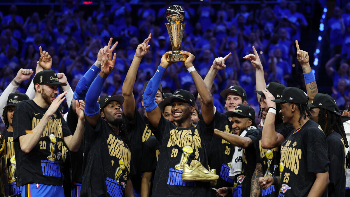 Баскетболисты «Оклахомы» / Фото: © Matthew Stockman / Staff / Getty Images Sport / Gettyimages.ru