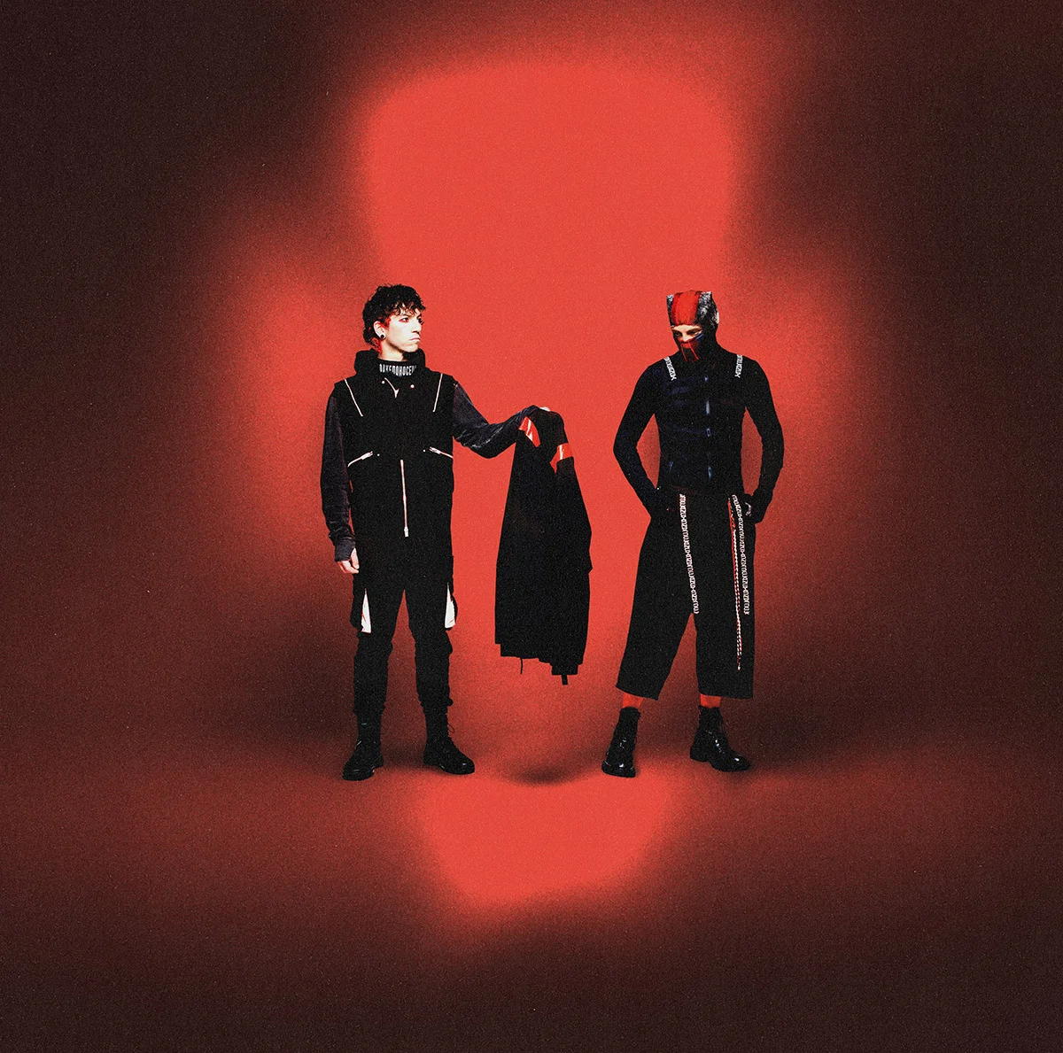 Дуэт Twenty One Pilots анонсировал новый альбом Breach — он выйдет в сентябре - изображение 1 Дуэт Twenty One Pilots анонсировал новый альбом Breach — он выйдет в сентябре - фото 1