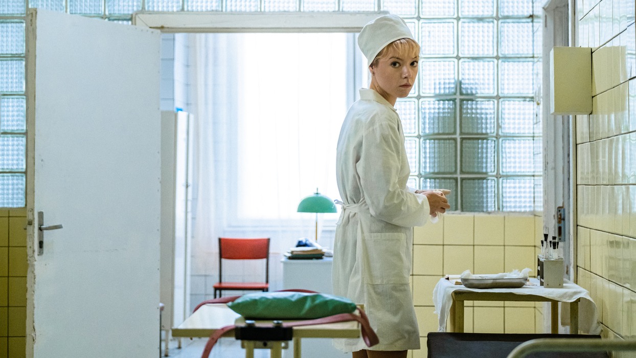 Впечатления от «Нулевого пациента»: интригующая и болезненно актуальная драма о трагедии в СССР - изображение 2 Впечатления от «Нулевого пациента»: интригующая и болезненно актуальная драма о трагедии в СССР - фото 2