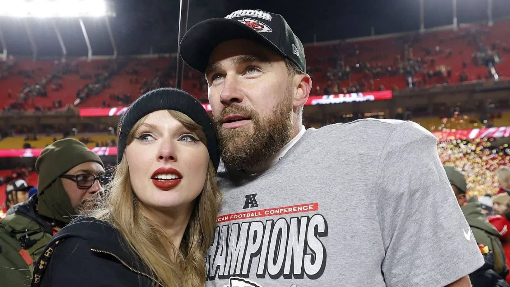 Трэвис Келси: «Я не смог сдержать слёз, когда сделал предложение Тейлор Свифт» - фото 2