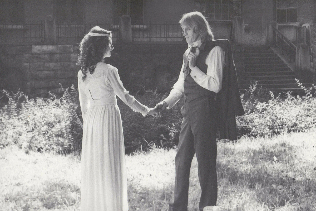 Это дебютная работа режиссёра Олега Тепцова
Источник: Ленфильм