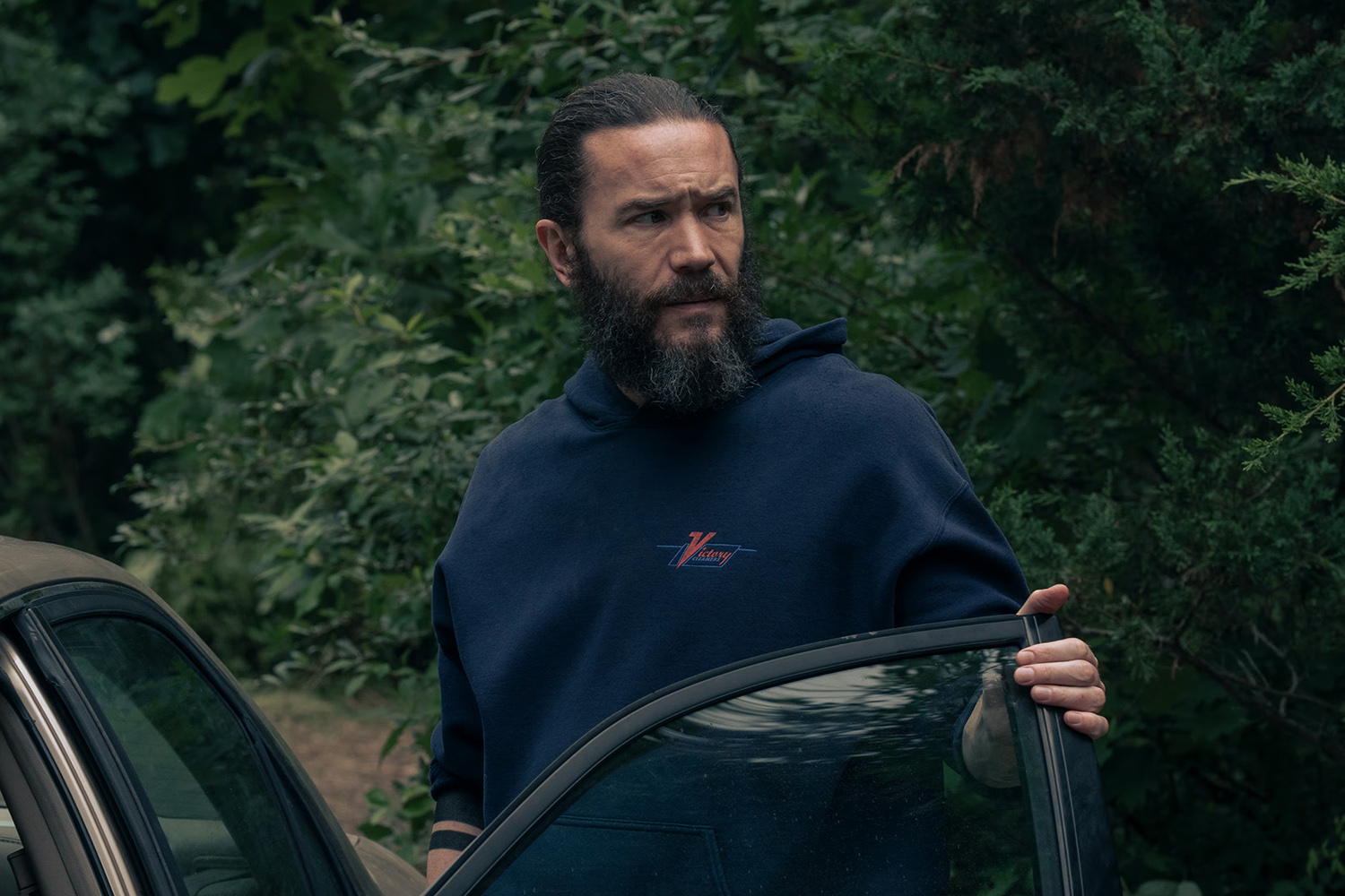 Тому Пелфри не привыкать играть противоречивых персонажей

Источник: HBO