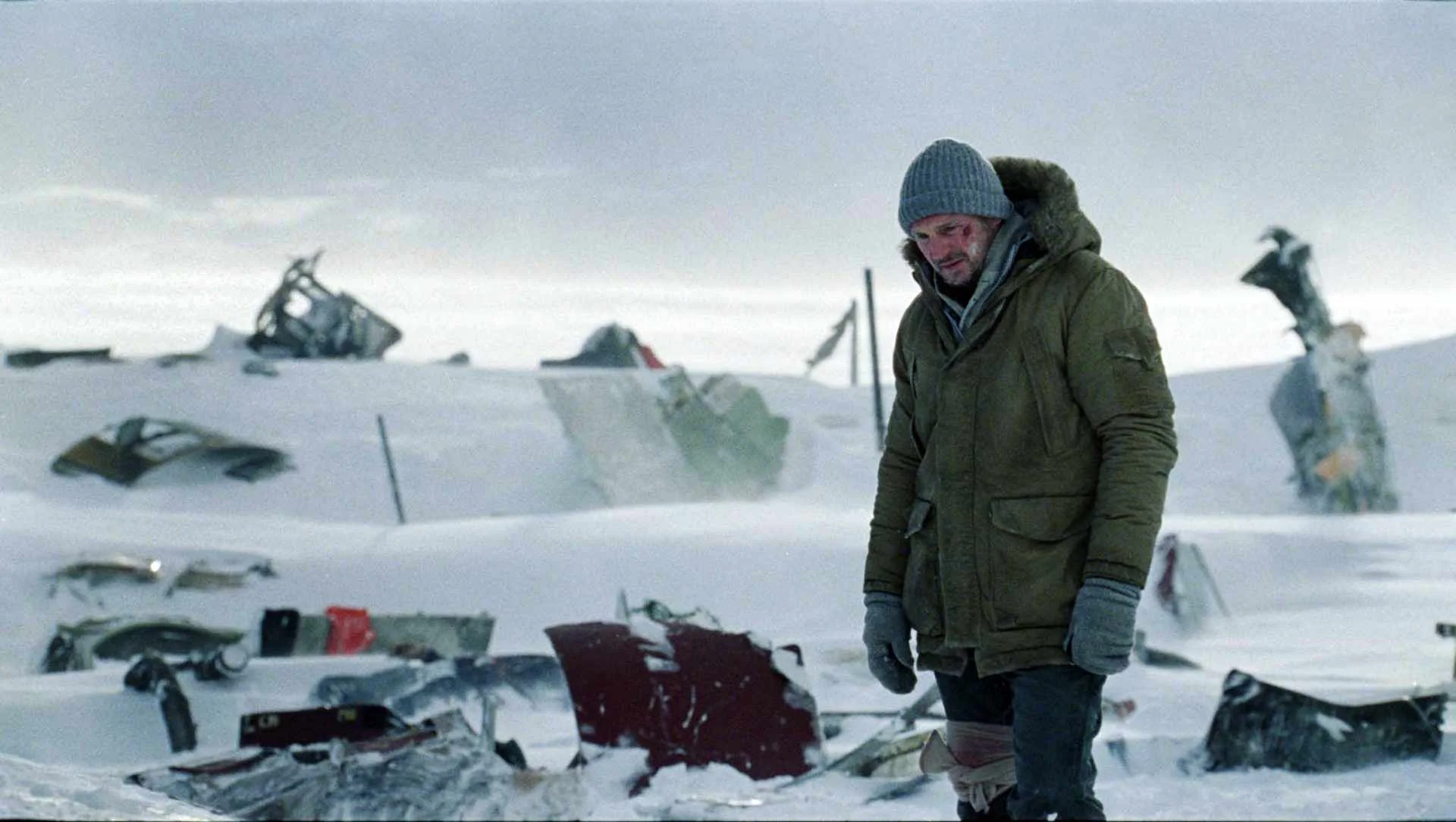 Погода нелётная: 10 фильмов про авиакатастрофы и ужасы выживания - фото 8