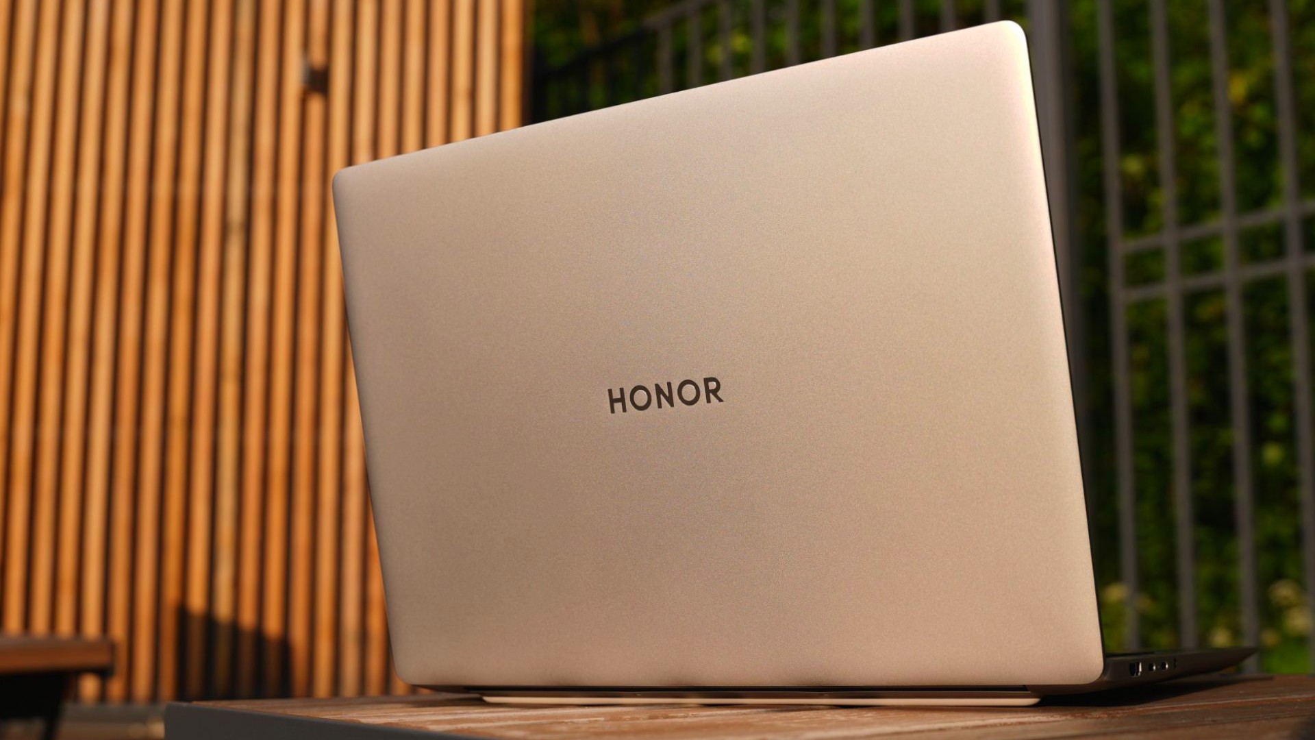 MagicBook Pro 14: Волшебство функциональности, компактности и производительности - фото 6