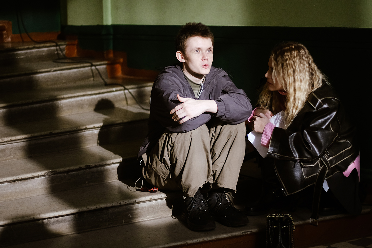 Киберсталкинг, покер и секты: Топ-5 новых русских сериалов 2025-2026 с фестиваля «Пилот» - фото 5