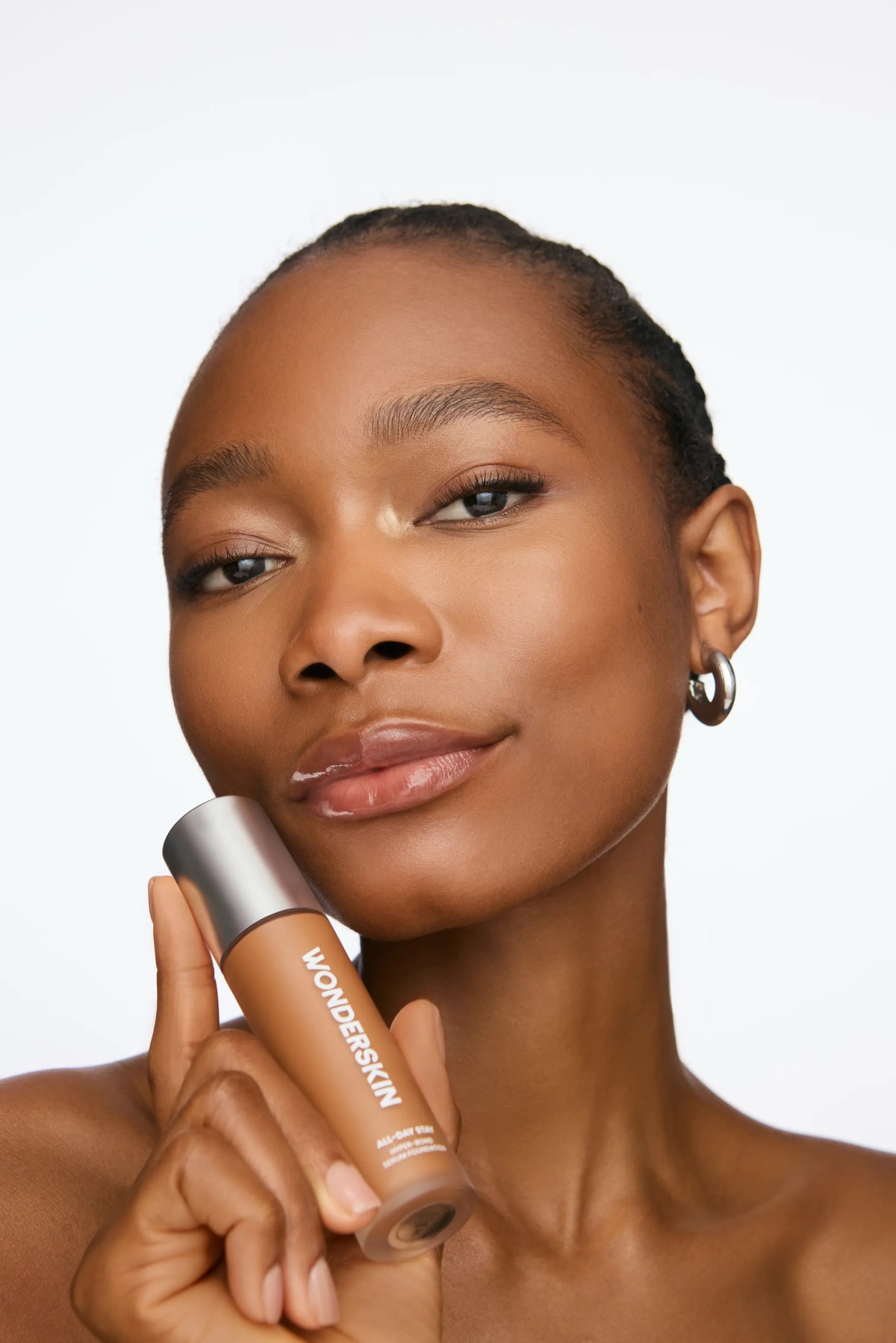 Фото: Wonderskin\WMD