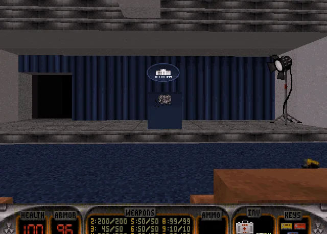 Duke It Out in D.C. - кадр 2