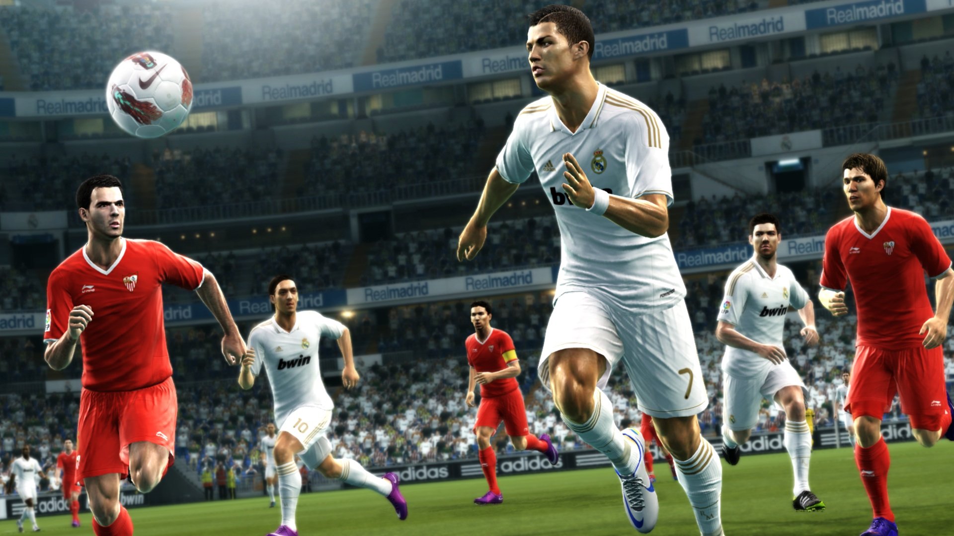 Pro Evolution Soccer 2013 — скриншот 1