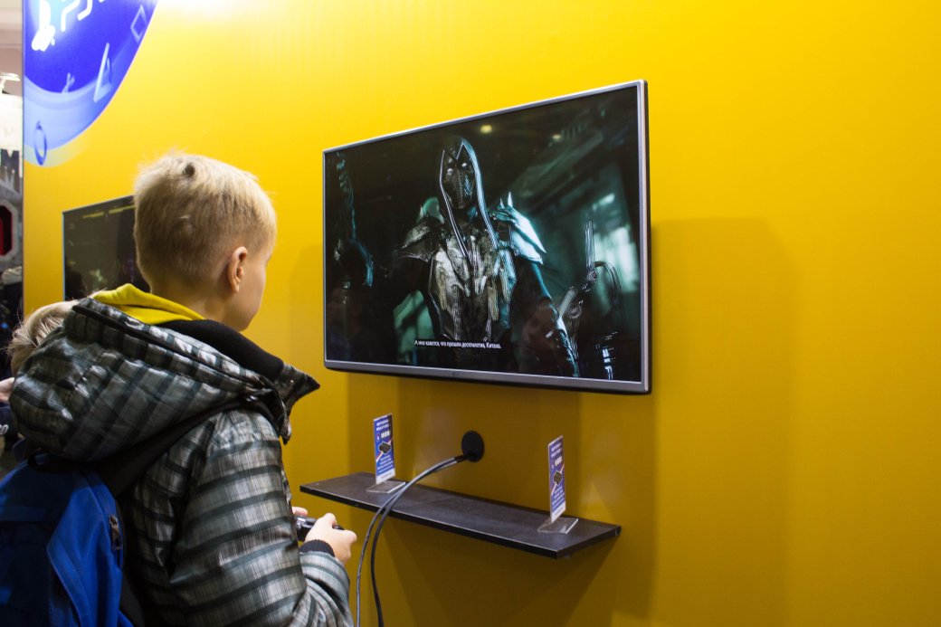 Мадс Миккельсен и Ник Перумов. Comic Con Russia и «Игромир» 2019. День 2 — фото 59