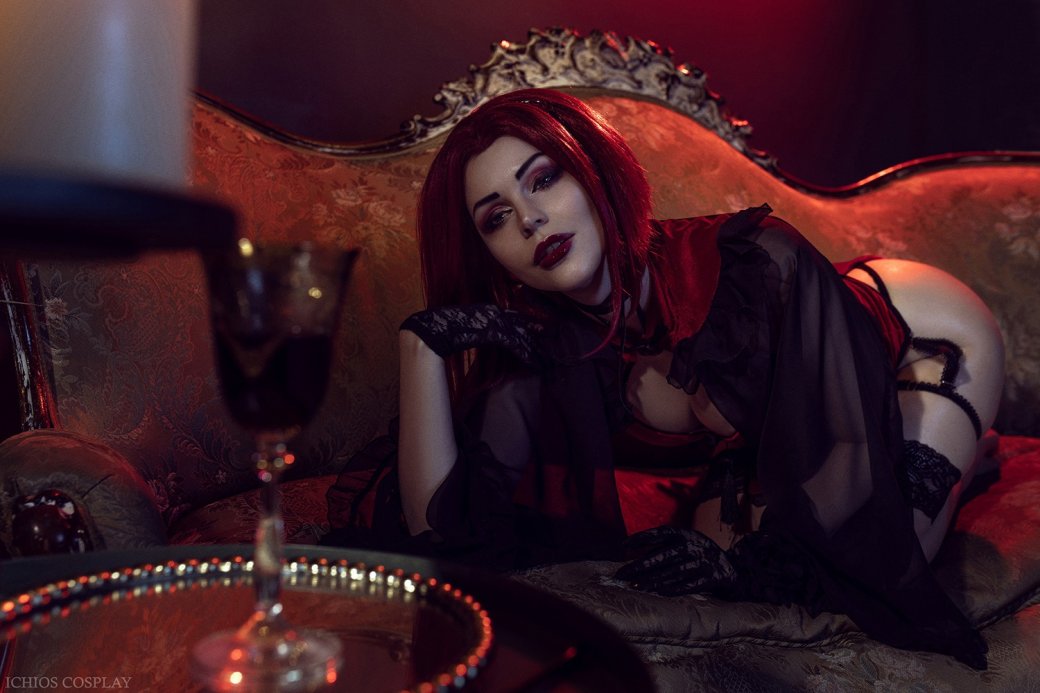 Модель показала косплей на Рейн из BloodRayne ко дню Святого Валентина — изображение 3