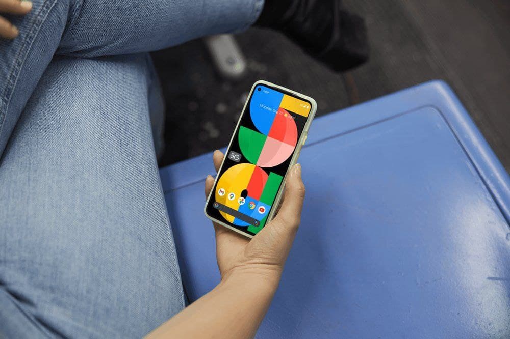Google представила Pixel 5a 5G: доступный флагман с защитой от воды IP67 и OLED-экраном — фото 1