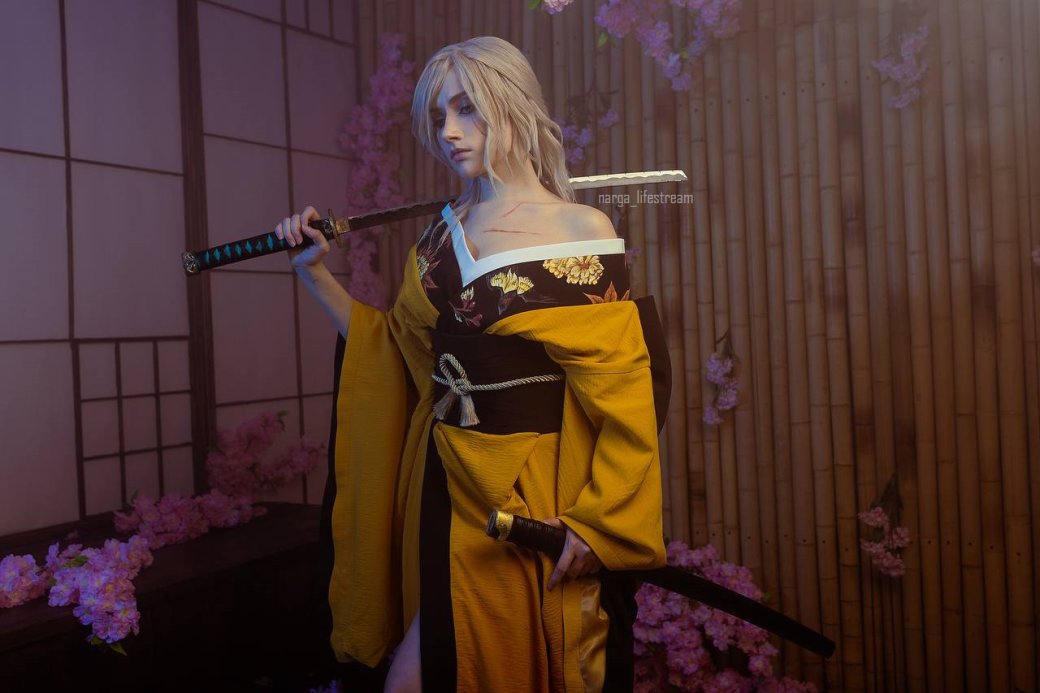 Галерея Косплеер воссоздала яркий образ Цири из «Ведьмака 3» в жёлтом кимоно - 5 фото