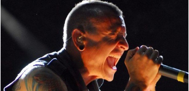 Вокалист Linkin Park готов бить в лицо фанатов за упреки в продажности — фото 2