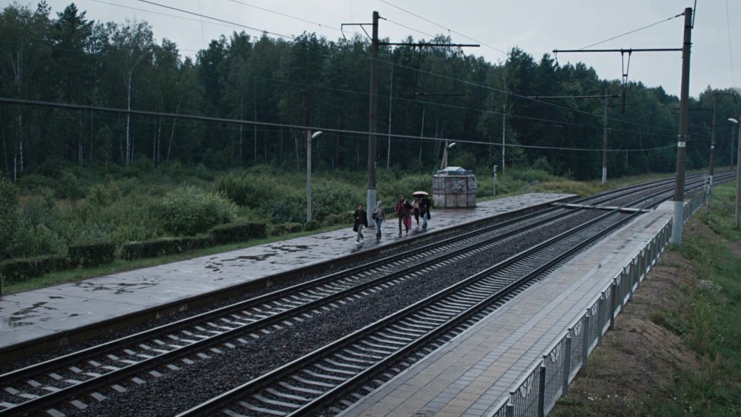 Герои «Топей» на пути к деревни Топи. Источник: КиноПоиск HD