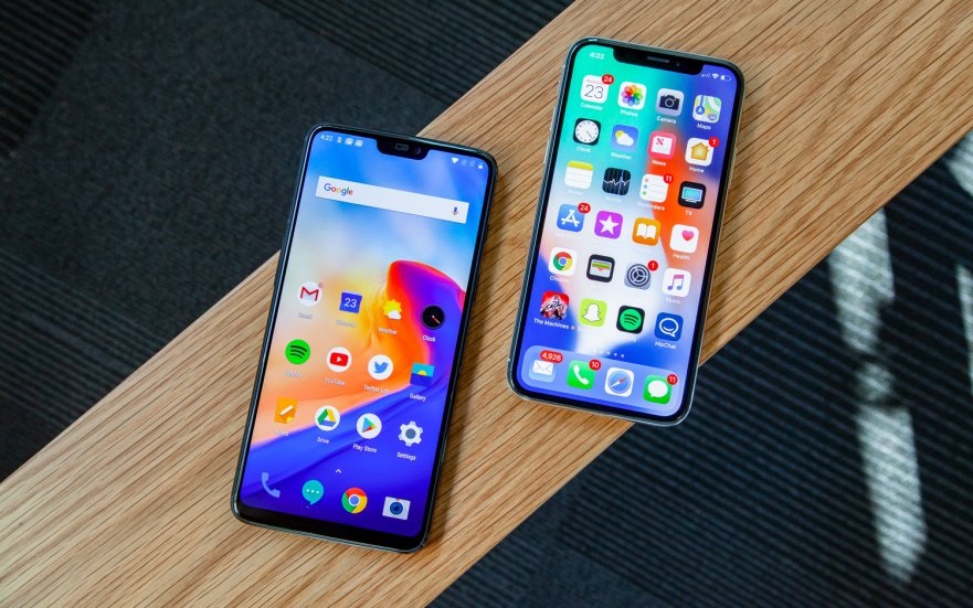 А за кого болеешь ты? OnePlus 6T с 10 ГБ ОЗУ против iPhone XS Max в тесте на скорость — фото 1