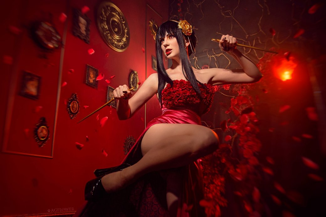 Галерея Модель перевоплотилась в опасную красавицу Йор из «Семьи шпиона» - 3 фото