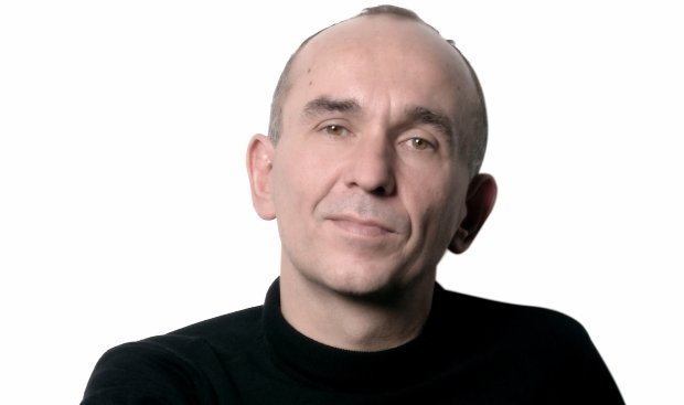 Обет молчания: Питер Молинье объявил об уходе в тень — фото 1