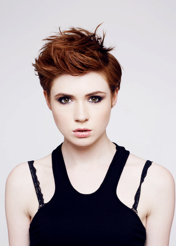 Звезде «Доктора Кто» и «Стражей Галактики» Карен Гиллан — 33 года. Вот ее фото — изображение 9